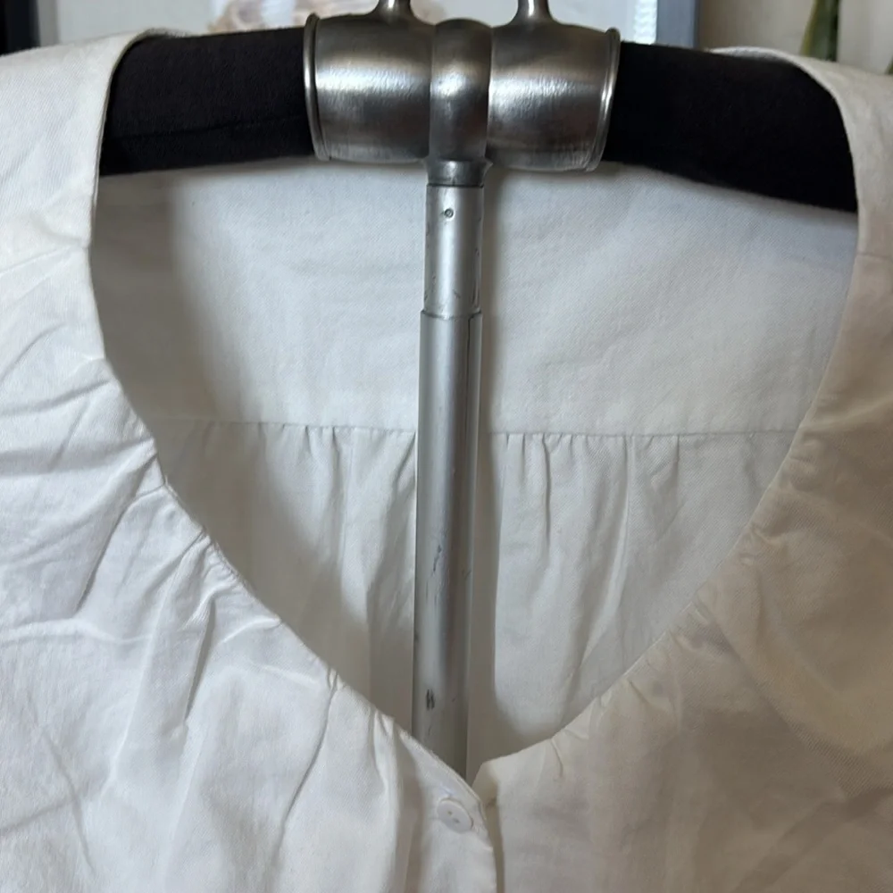 White Button-Up Women's Top - Picture 3 of 6